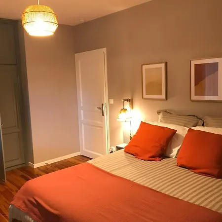 D'hotes 'sous Le Magnolia' Bed & Breakfast *